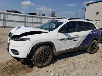  Salvage Jeep Cherokee