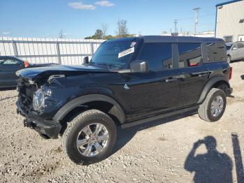  Salvage Ford Bronco