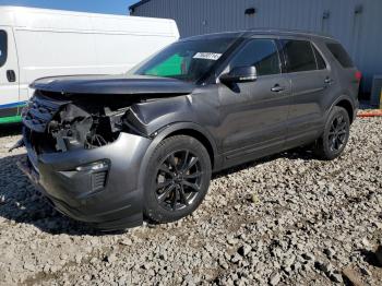  Salvage Ford Explorer