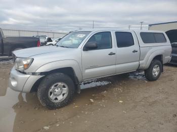  Salvage Toyota Tacoma