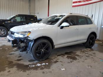  Salvage Volkswagen Touareg