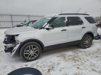  Salvage Ford Explorer