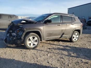  Salvage Jeep Compass