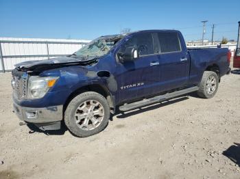  Salvage Nissan Titan