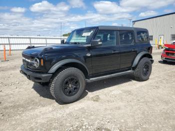  Salvage Ford Bronco