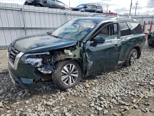 Salvage Nissan Pathfinder