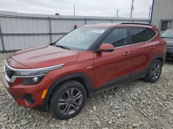  Salvage Kia Seltos