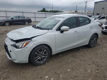  Salvage Toyota Yaris