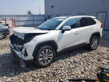  Salvage Toyota RAV4