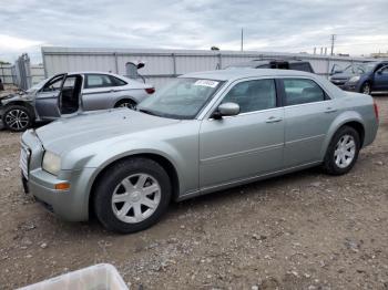  Salvage Chrysler 300