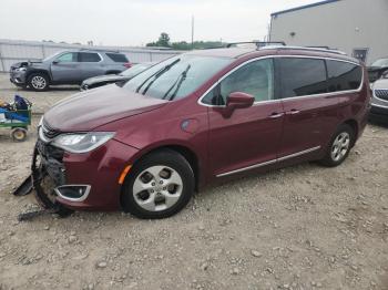  Salvage Chrysler Pacifica