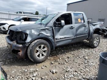  Salvage Nissan Titan