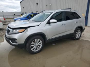  Salvage Kia Sorento