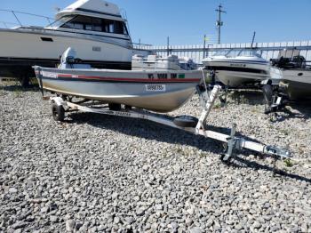  Salvage Aluminum Acraftboat
