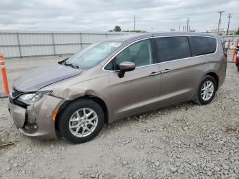  Salvage Chrysler Pacifica