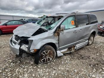 Salvage Dodge Caravan