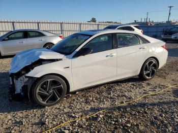  Salvage Hyundai ELANTRA