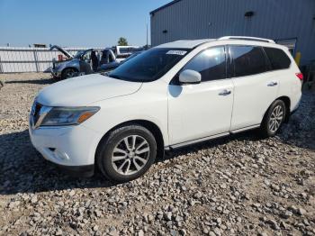  Salvage Nissan Pathfinder