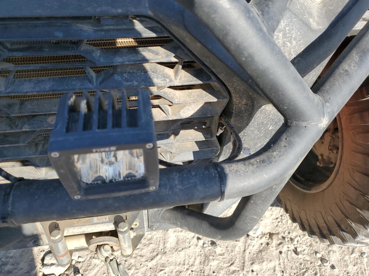 Can-Am Commander Xt 1000r Image 8