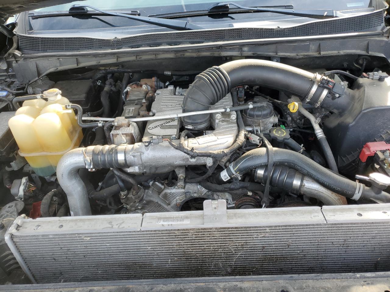 Nissan Titan Sl Image 11