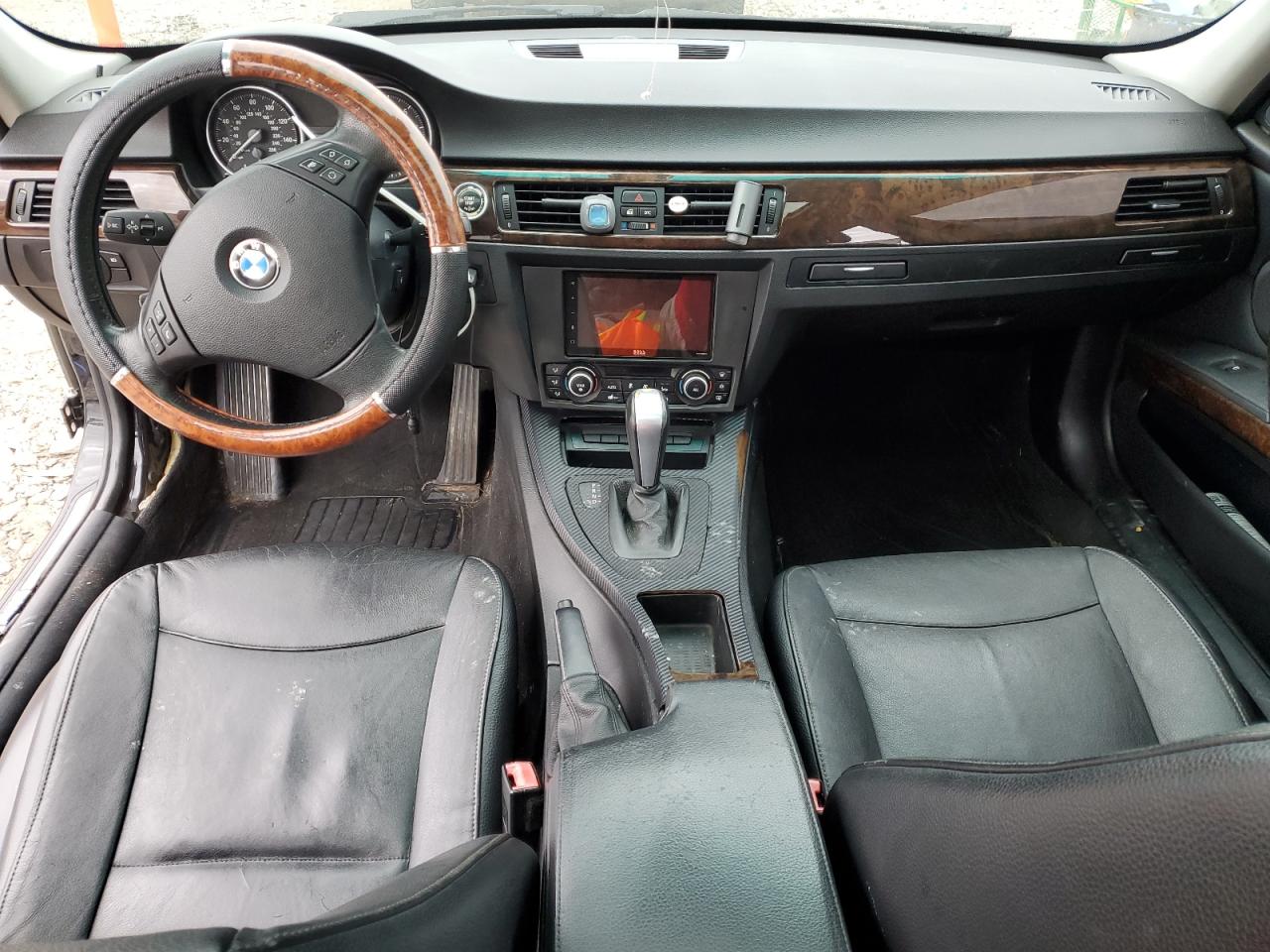 BMW 3 Series Xi Image 8