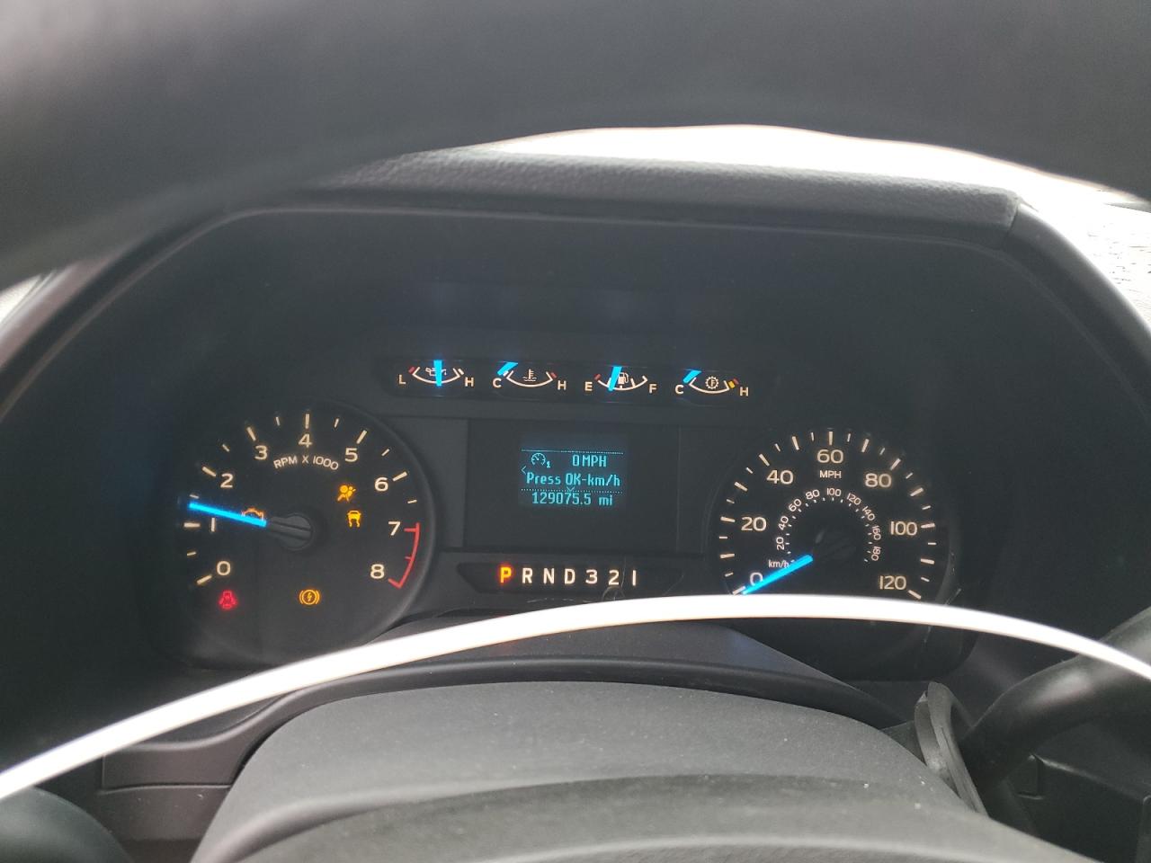 Ford F-150 Supercrew Image 8