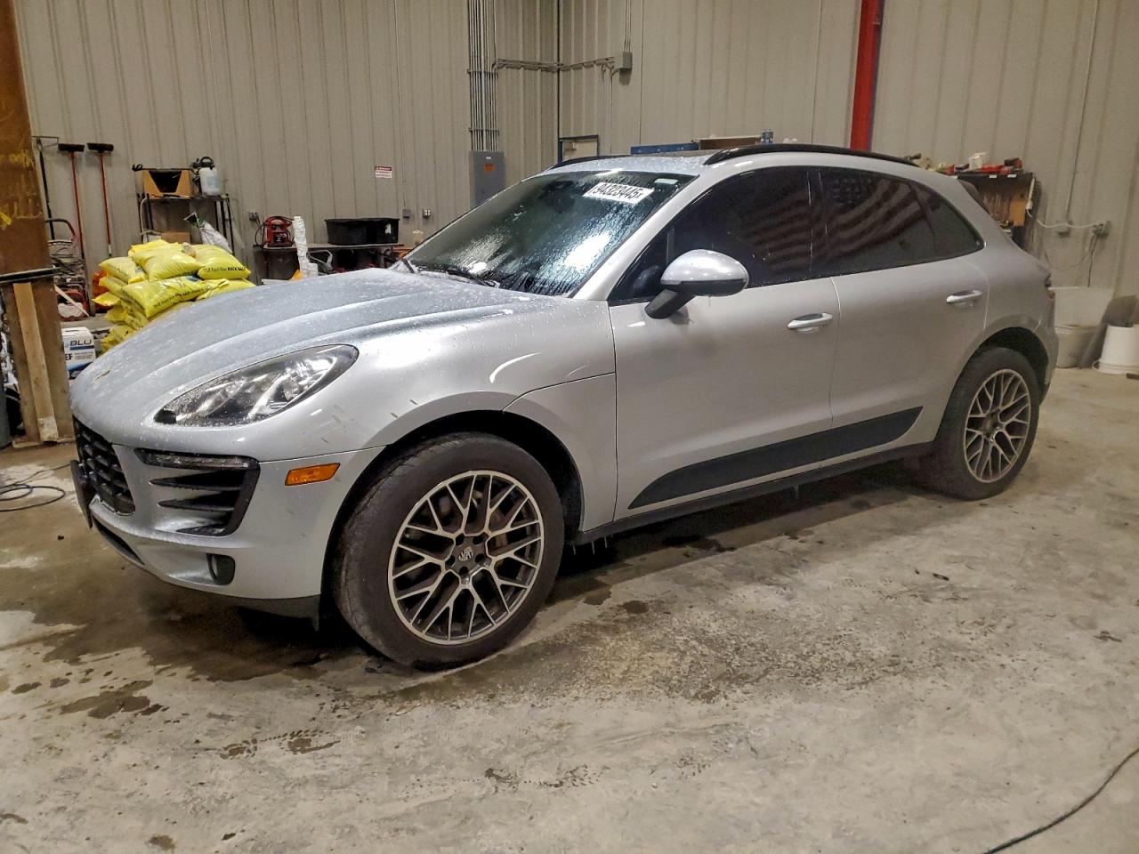 Porsche Macan S Image 1