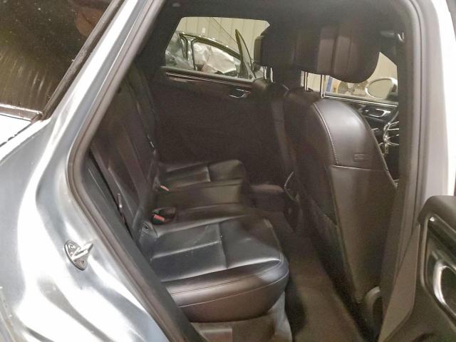 Porsche Macan S Image 12
