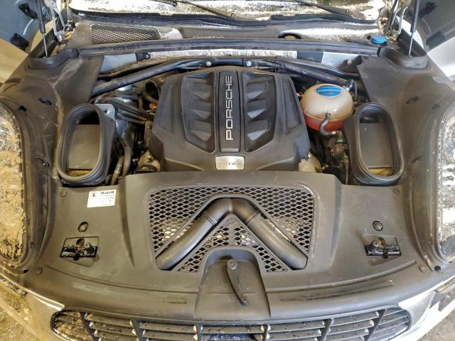 Porsche Macan S Image 8