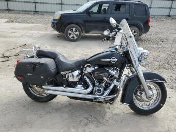  Salvage Harley-Davidson Flhc