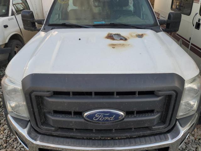 Ford F-550 Super Duty Image 7