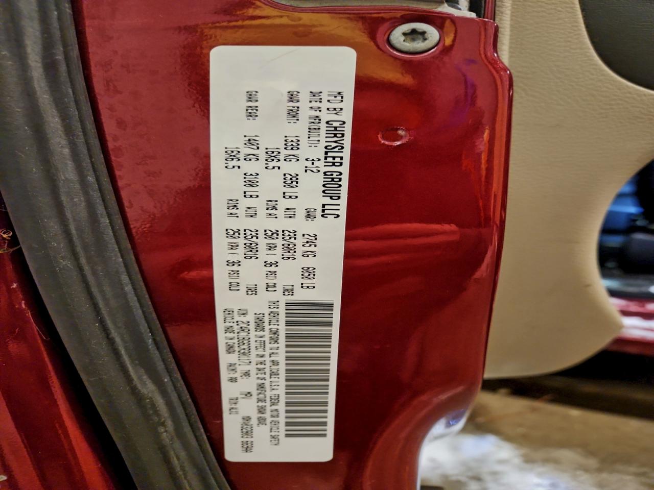 Chrysler Minivan Touring Image 12