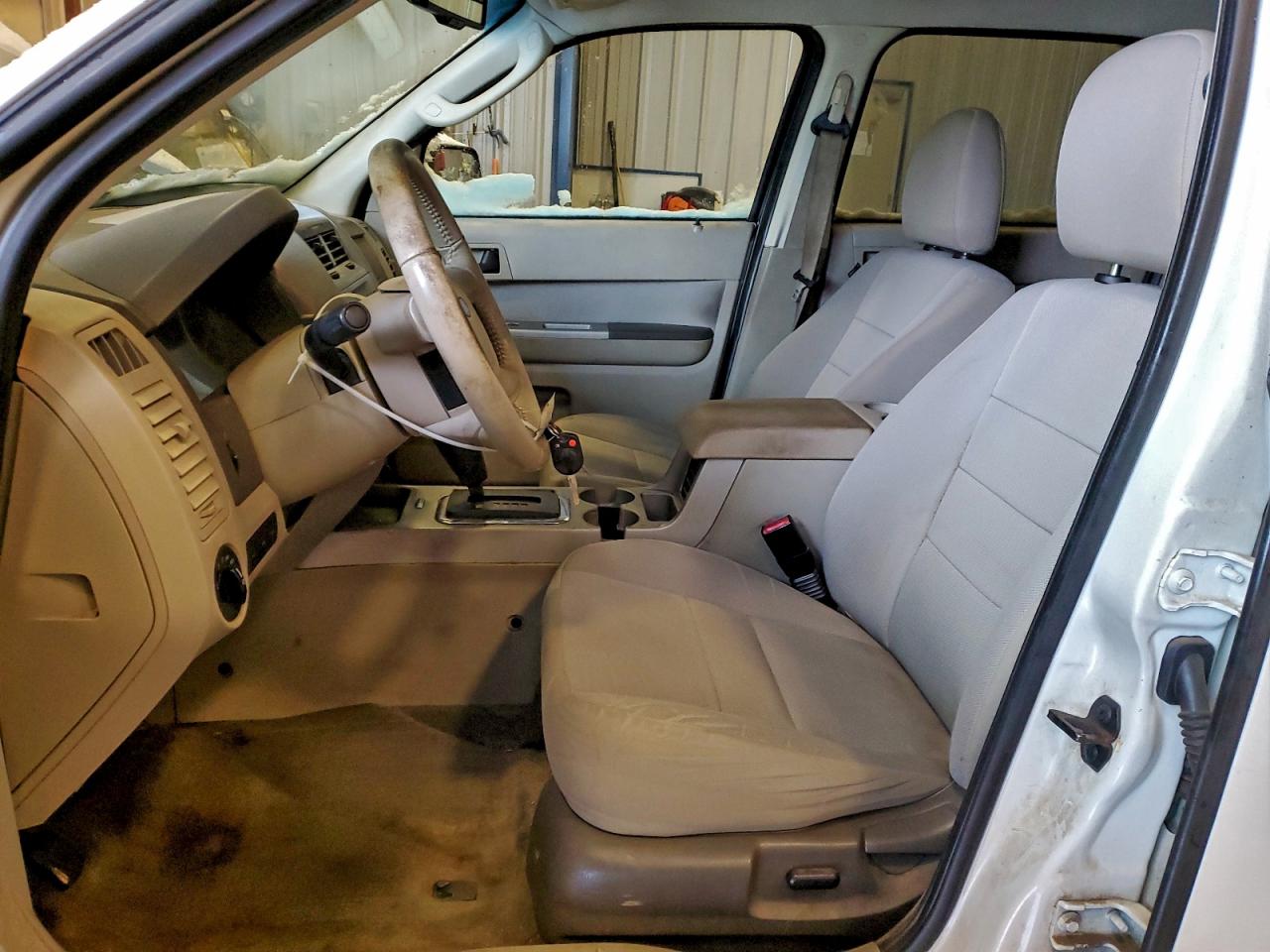 Ford Escape Xlt Image 9