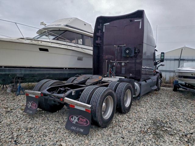 Peterbilt 579 Image 3