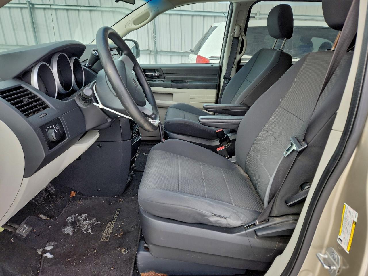 Dodge Caravan Se Image 10