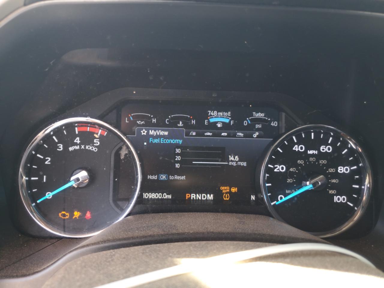 Ford F-350 Super Duty Image 9