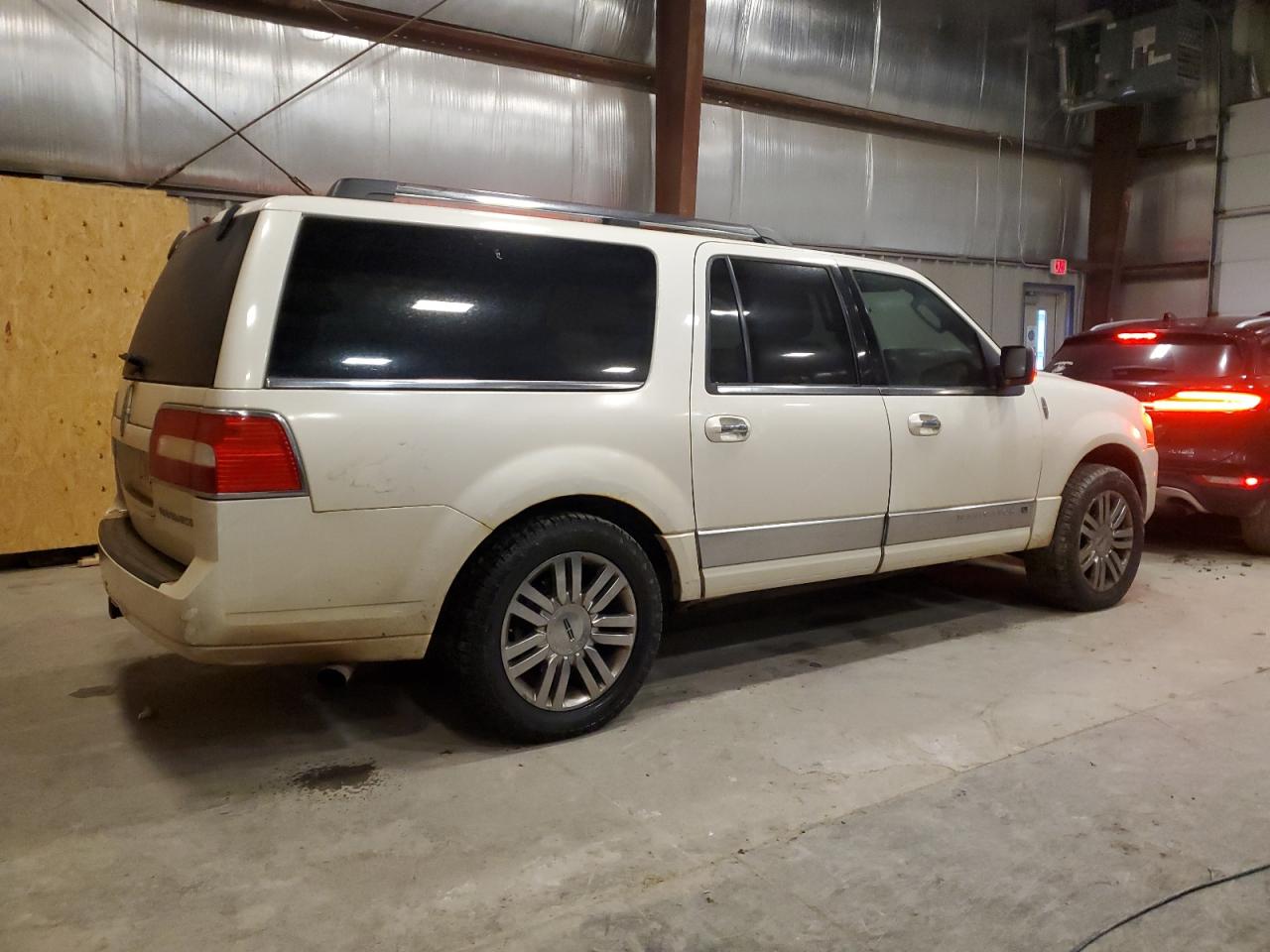 Lincoln Navigator L Image 13