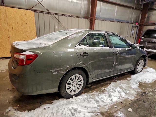 Toyota Camry L Image 11