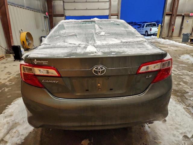 Toyota Camry L Image 7