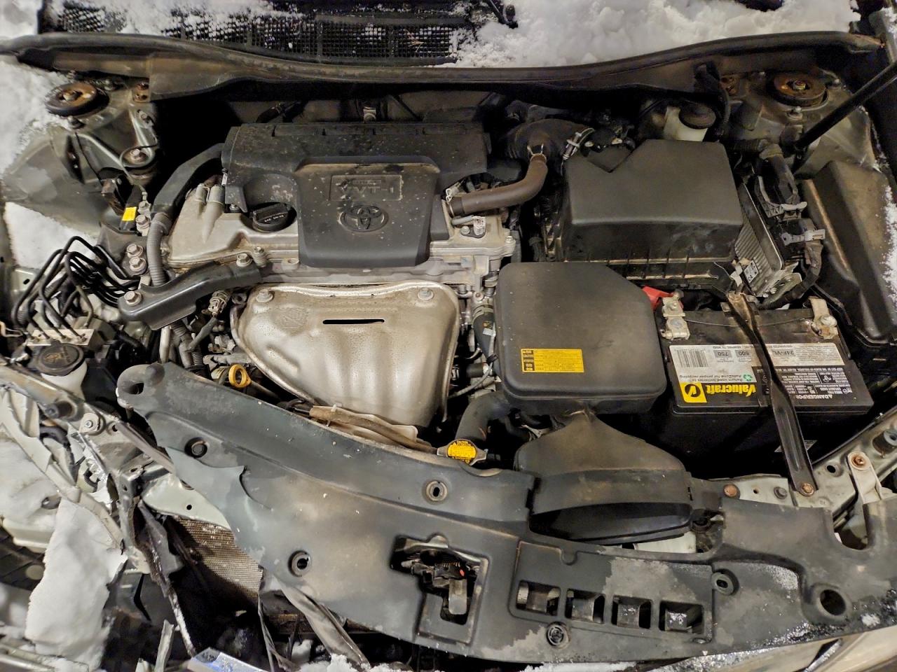 Toyota Camry L Image 4