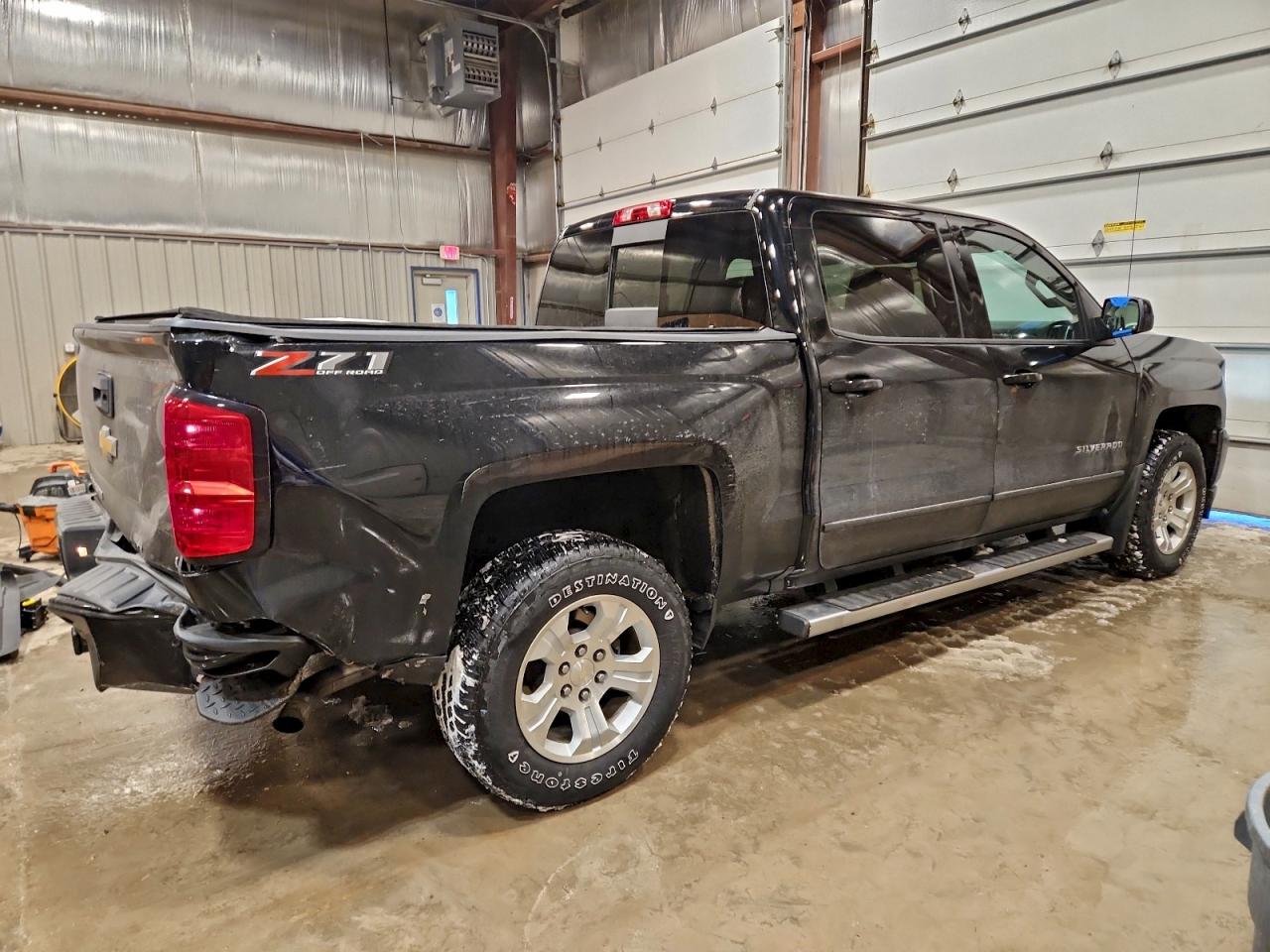 Chevrolet Silverado K1500 Lt Image 3