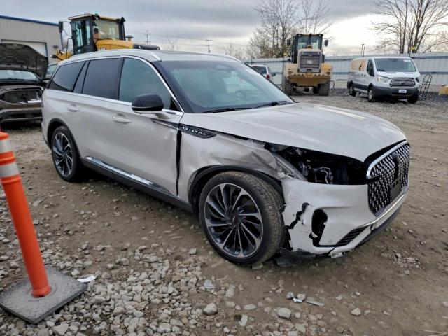 Lincoln Aviator Reserve Image 5