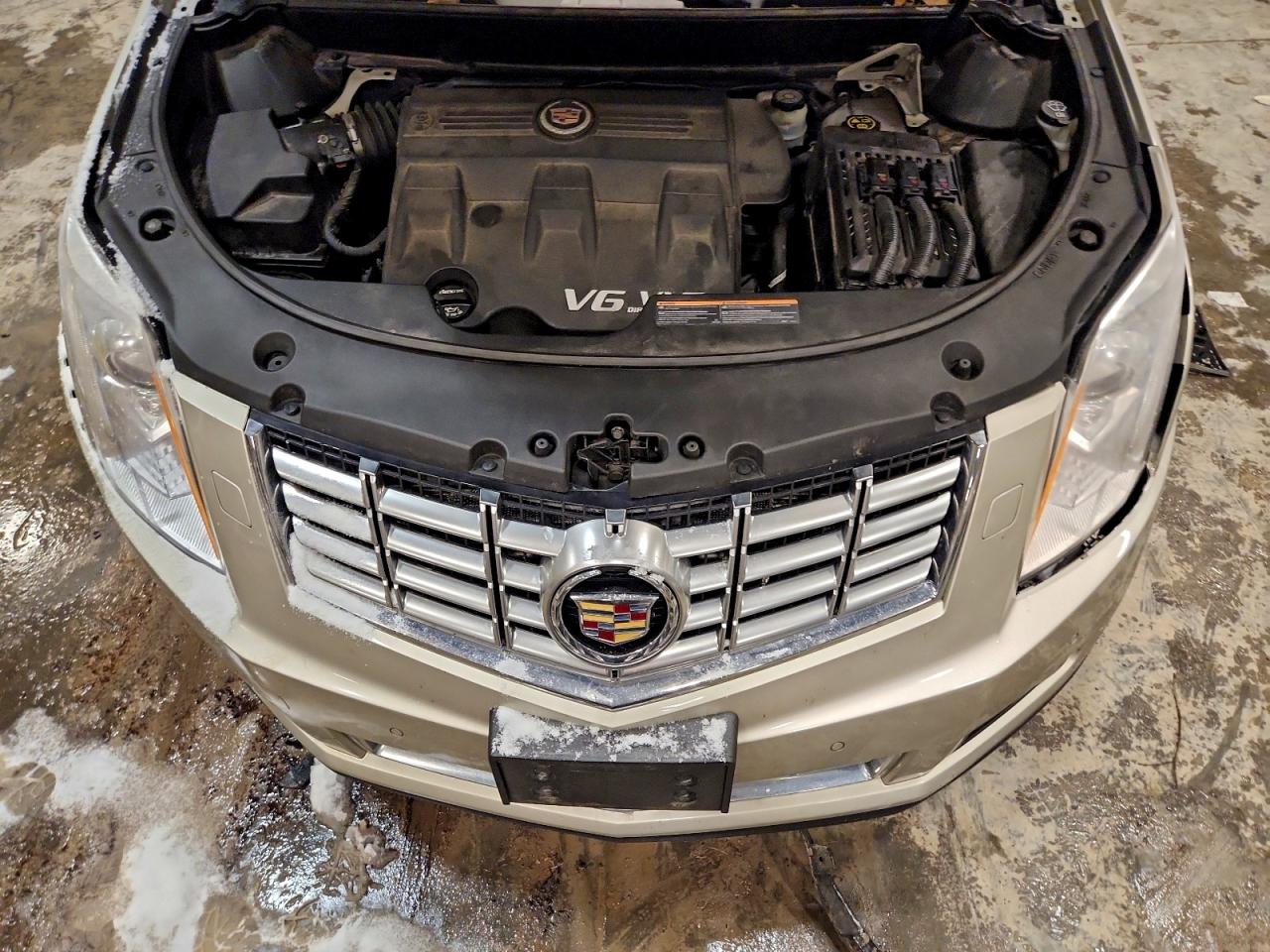 Cadillac SRX Premium Collection Image 3