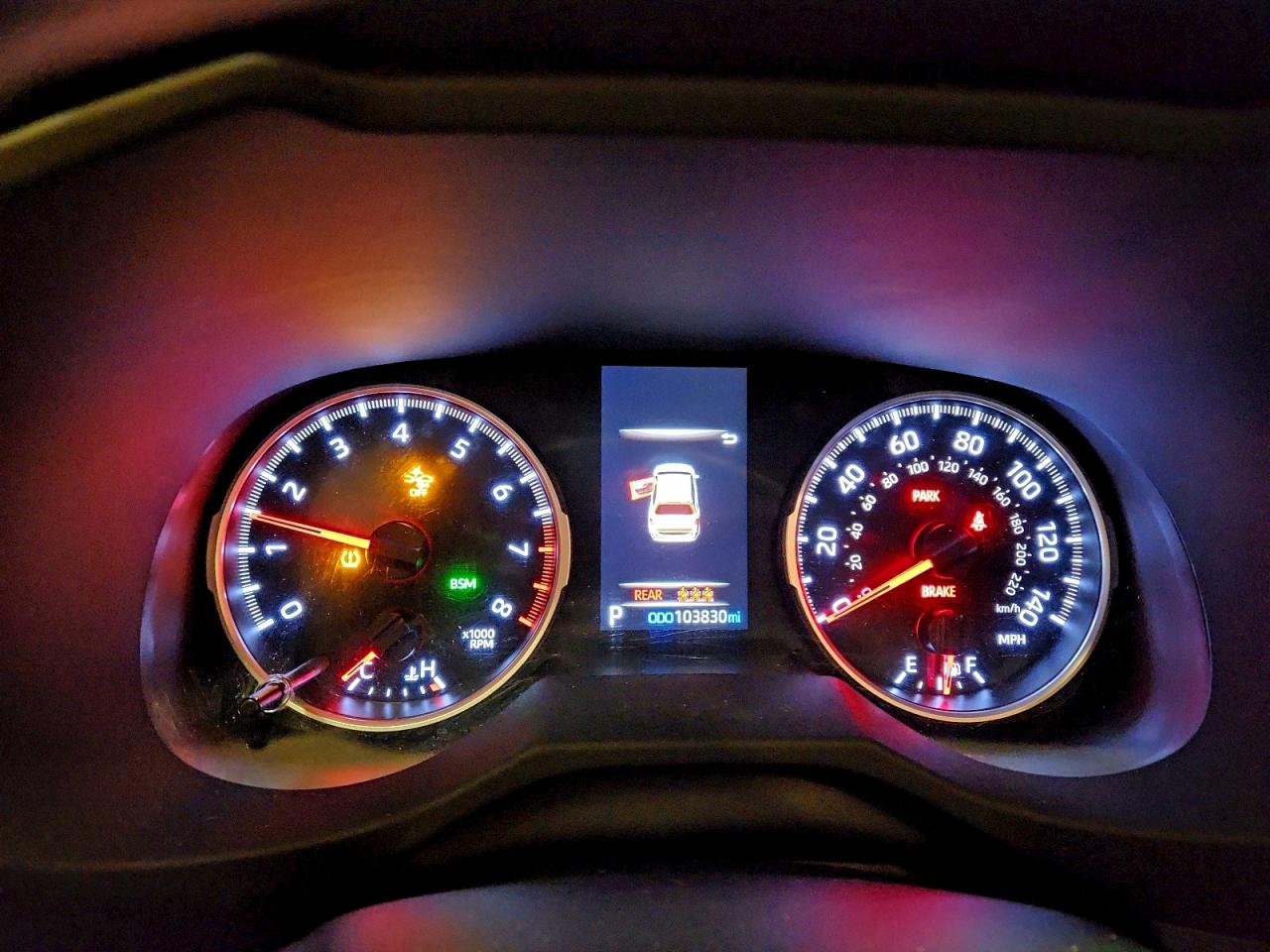 Toyota RAV4 Xle Image 3