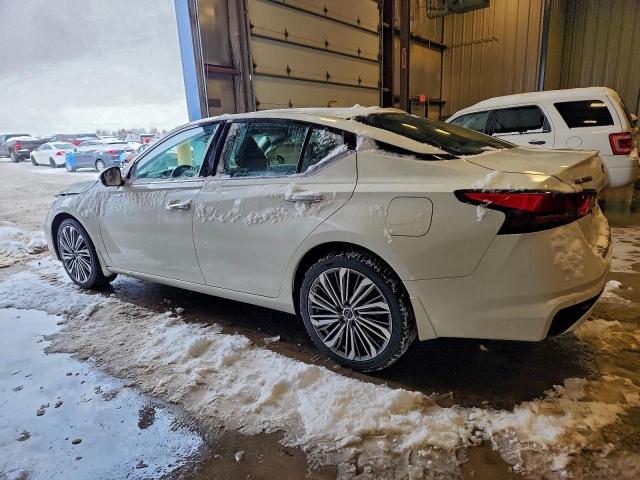 Nissan Altima Sl Image 2