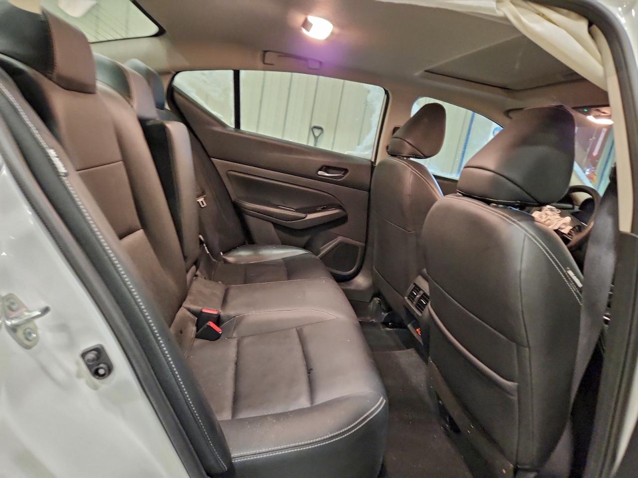 Nissan Altima Sl Image 12