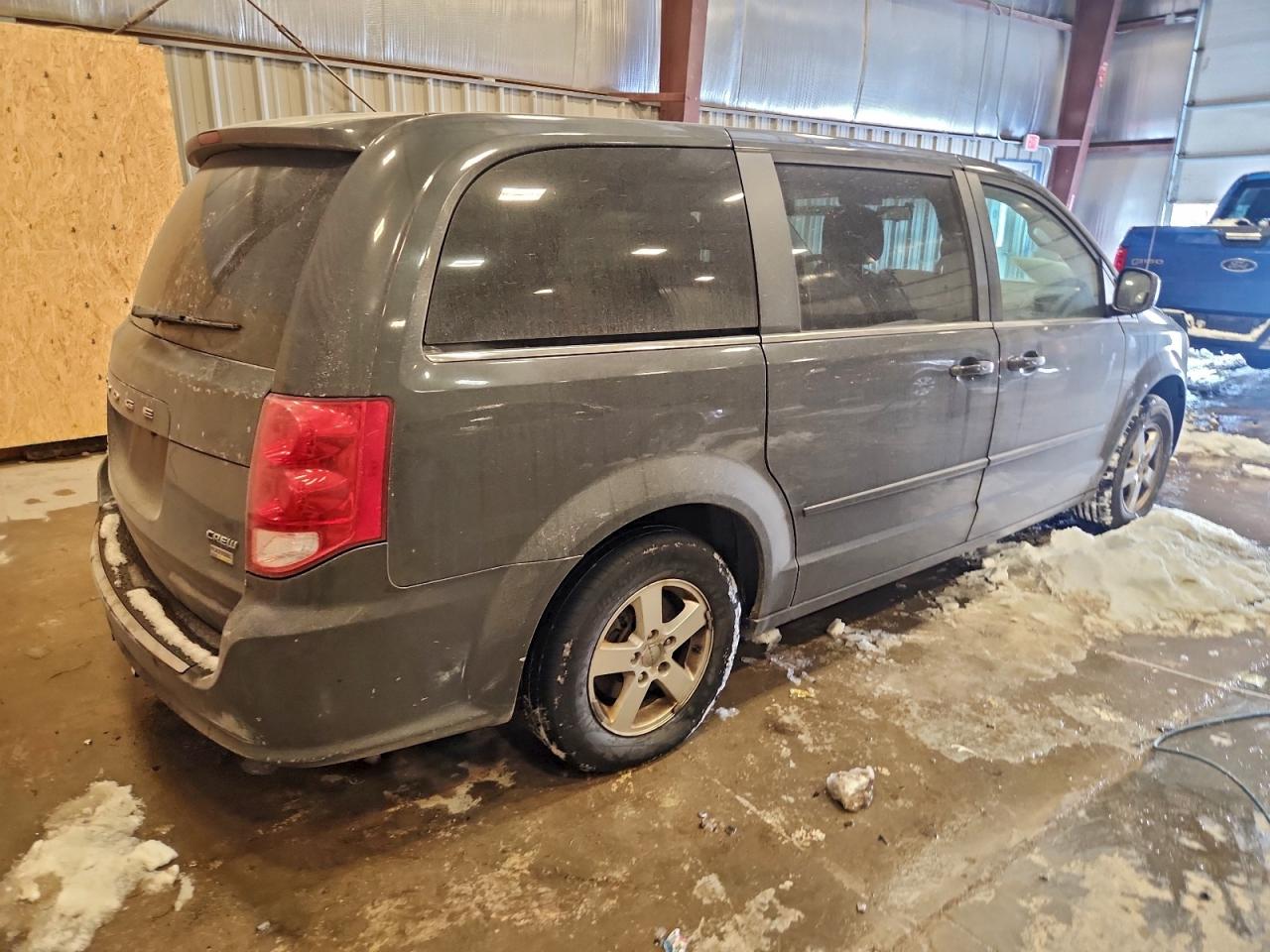 Dodge Caravan Crew Image 5