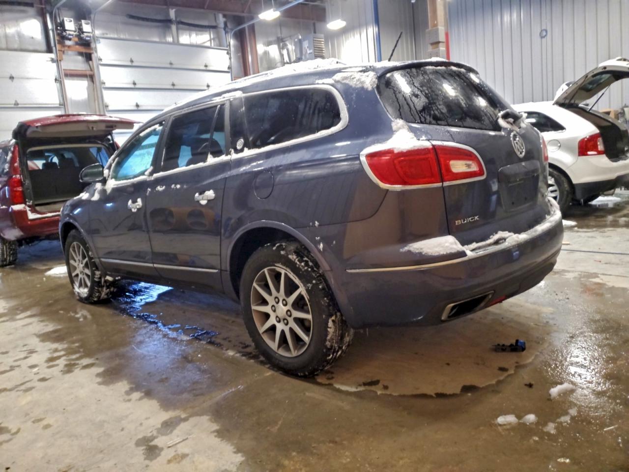 Buick Enclave Image 12
