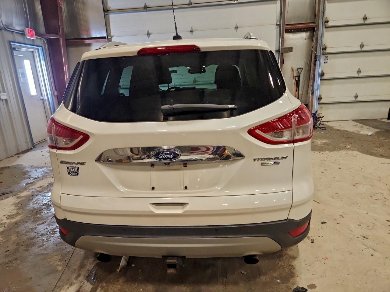 Ford Escape Titanium Image 8