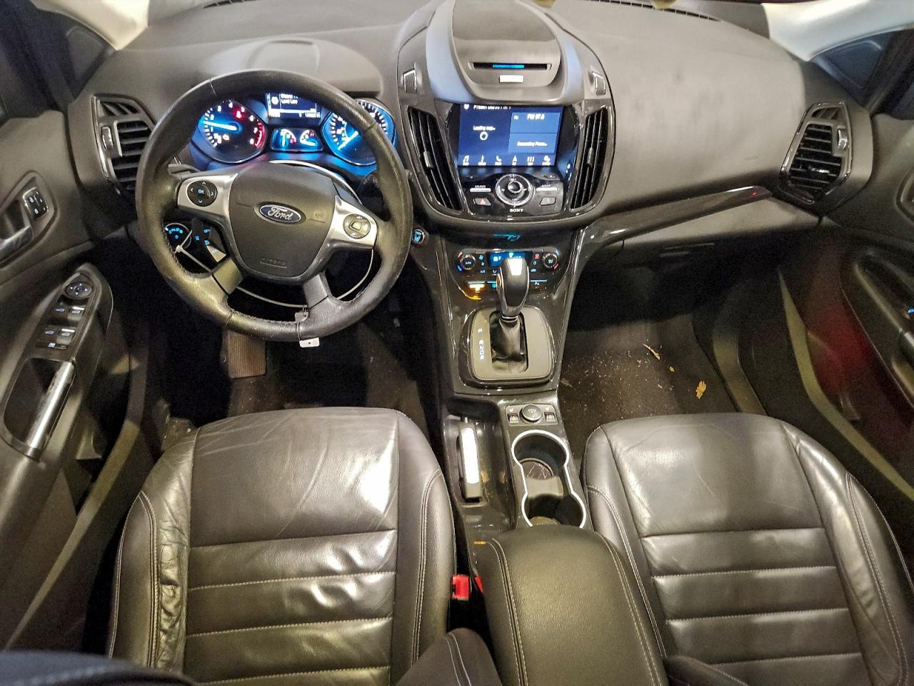 Ford Escape Titanium Image 12